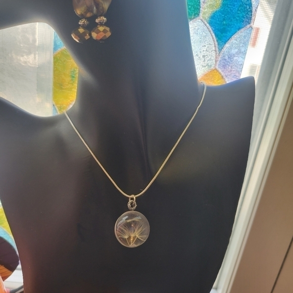 New Dandelion Seed In Glass Wire Wrapped Necklace 18 inch With Chain Extension - Picture 1 of 10